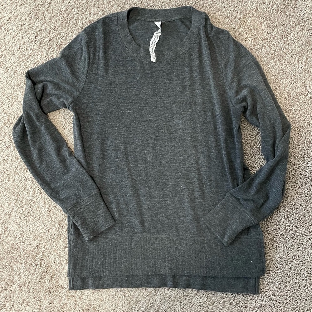 Alo Yoga Pullover